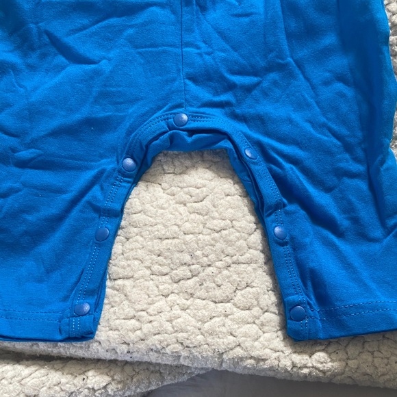 “Luigi” Infant Overall and Hat Set - Picture 3 of 6